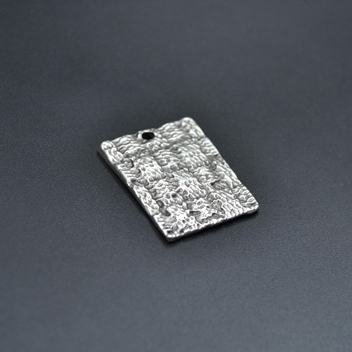 Trend Kolye Ucu - Antik Gümüş Kaplama - Kod:250