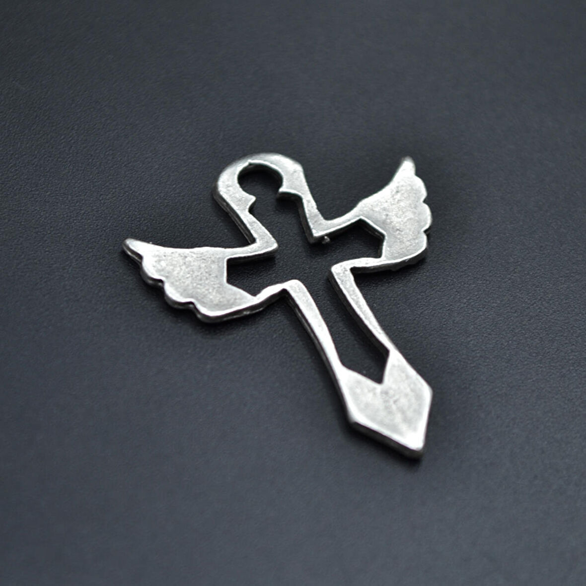 Kanatlı Haç Kolye Ucu - Antik Gümüş Kaplama - Kod:95