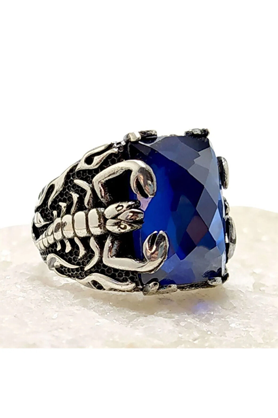 Mavi Zirkon Taşlı Akrep Figürlü Gümüş Erkek Yüzük