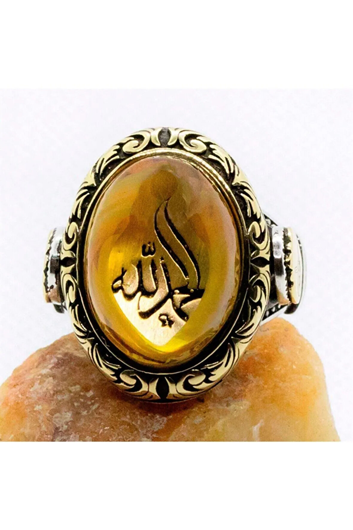 Elhamdülillah Yazılı Tuğralı Sıkma Kehribar Taşlı Gümüş Erkek Yüzük