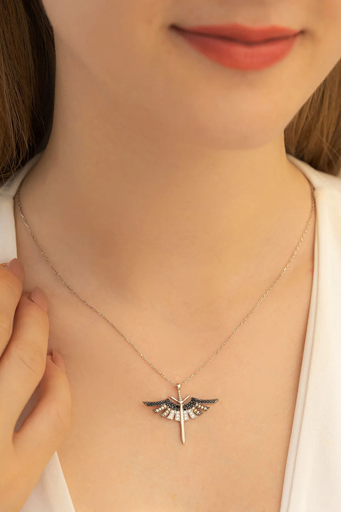 Kadın Gümüş Kolye - Mikailin Kılıcı Gümüş Kolye