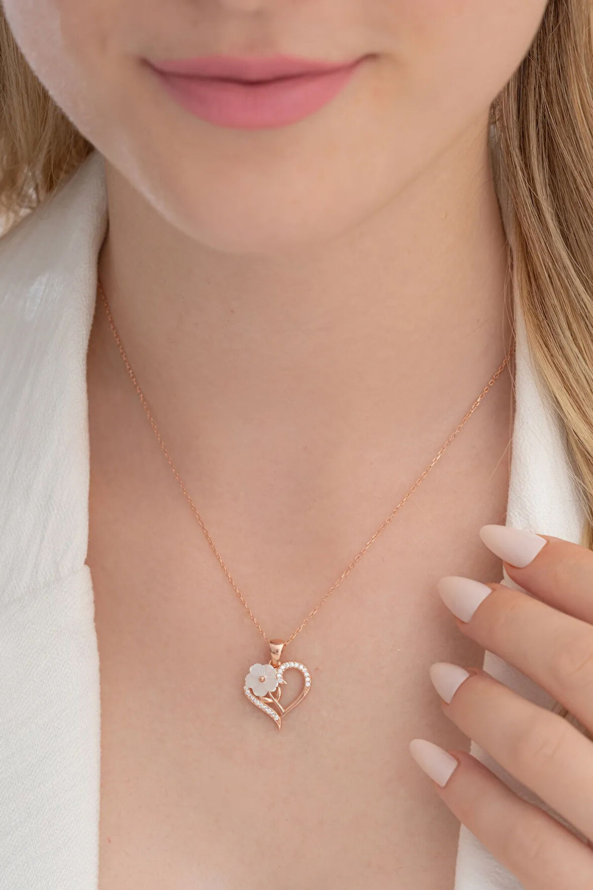 Zirkon Taşlı Rose Manolya Çiçeği Model 6 Kadın Gümüş Kolye Gklmnlycck6-ros