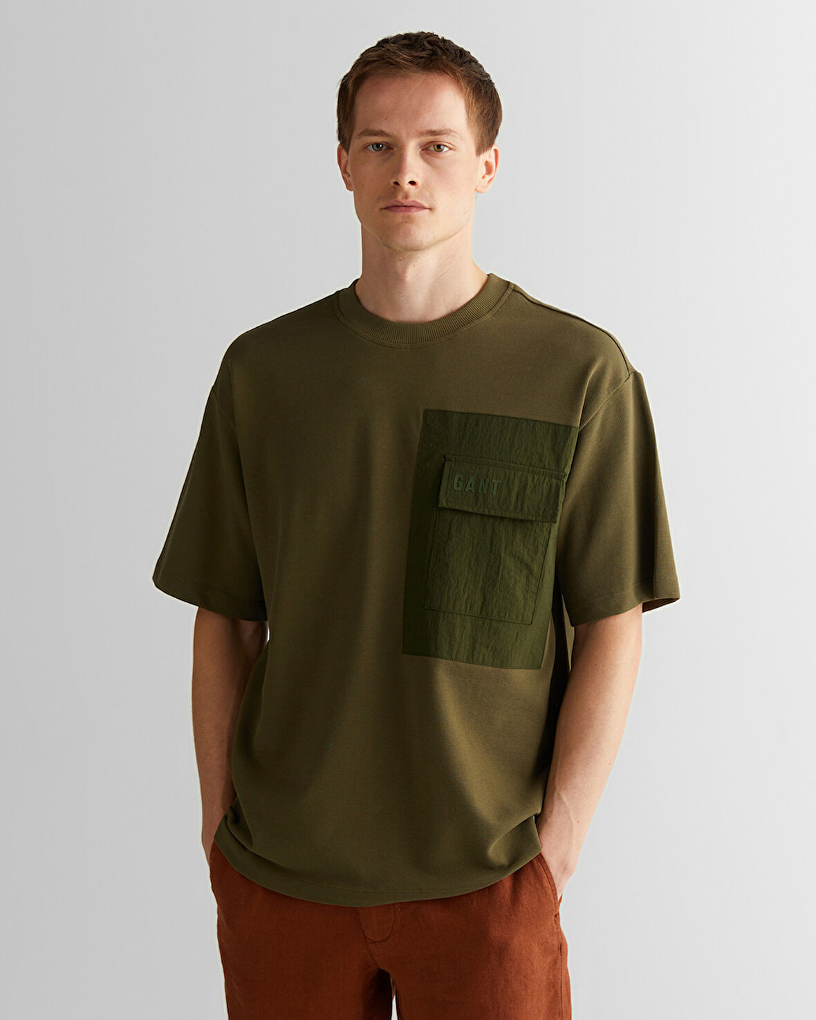 GANT Erkek Yeşil Relaxed Fit Bisiklet Yaka Logolu T-Shirt