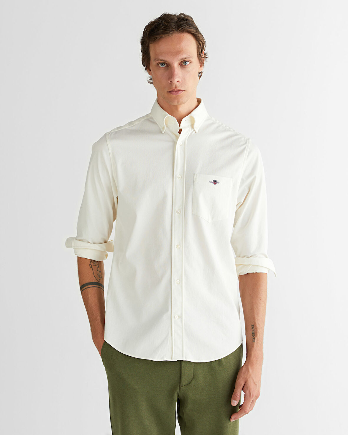 GANT Erkek Krem Regular Fit Düğmeli Yaka Gömlek