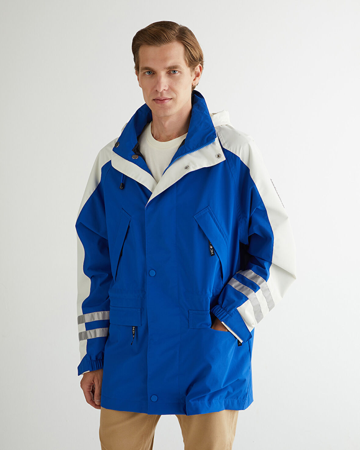 GANT Erkek Lacivert Relaxed Fit Kapüşonlu Renk Bloklu Mont