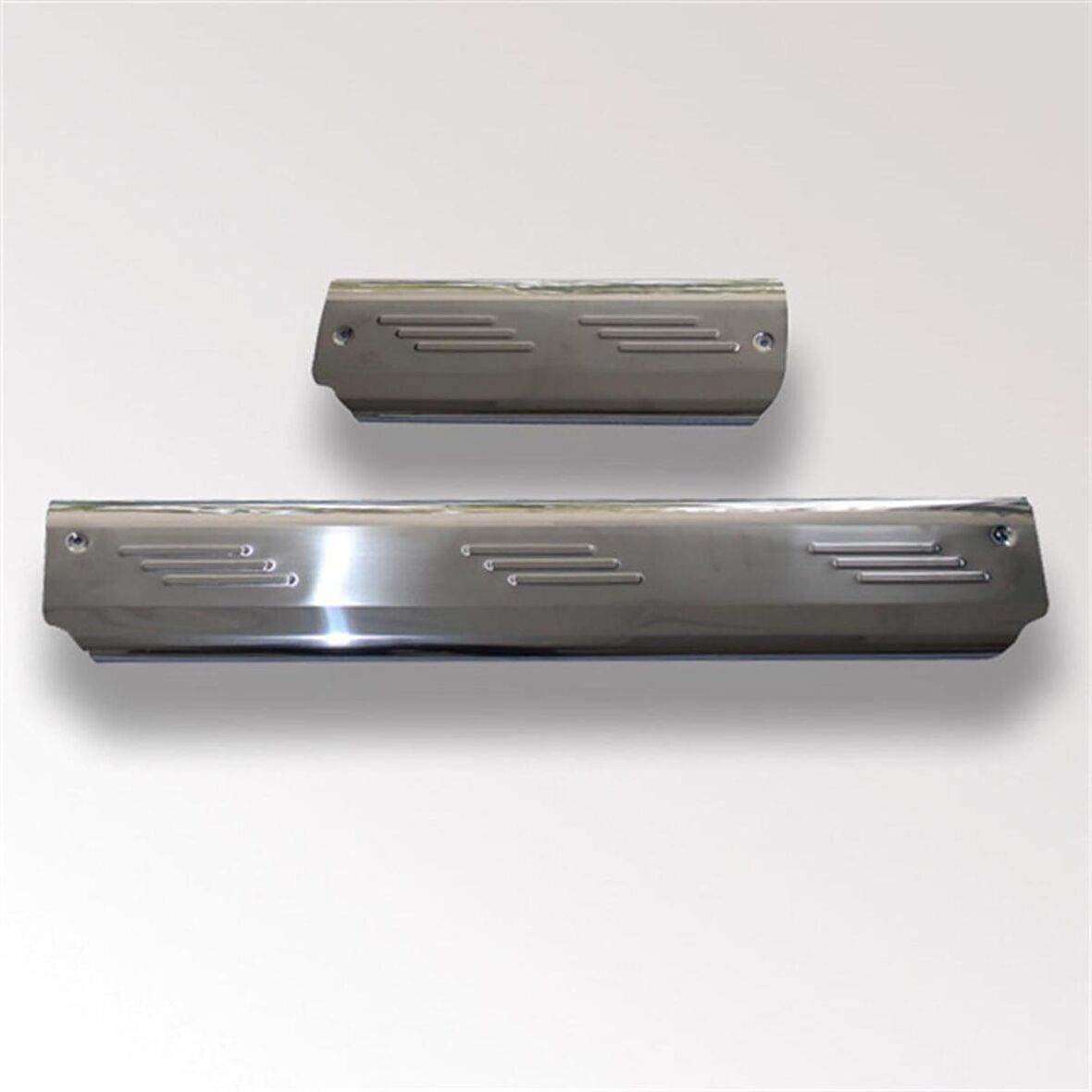 Isuzu D-Max 2 İç Kapı Eşiği 4 Prç Krom 2012-2017