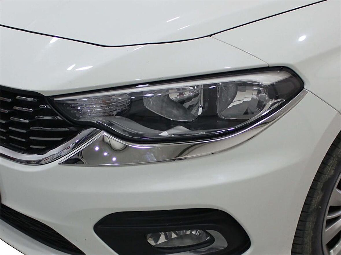 Fiat Egea Far Alt Çıtası  2 Prç Krom 2015-2020