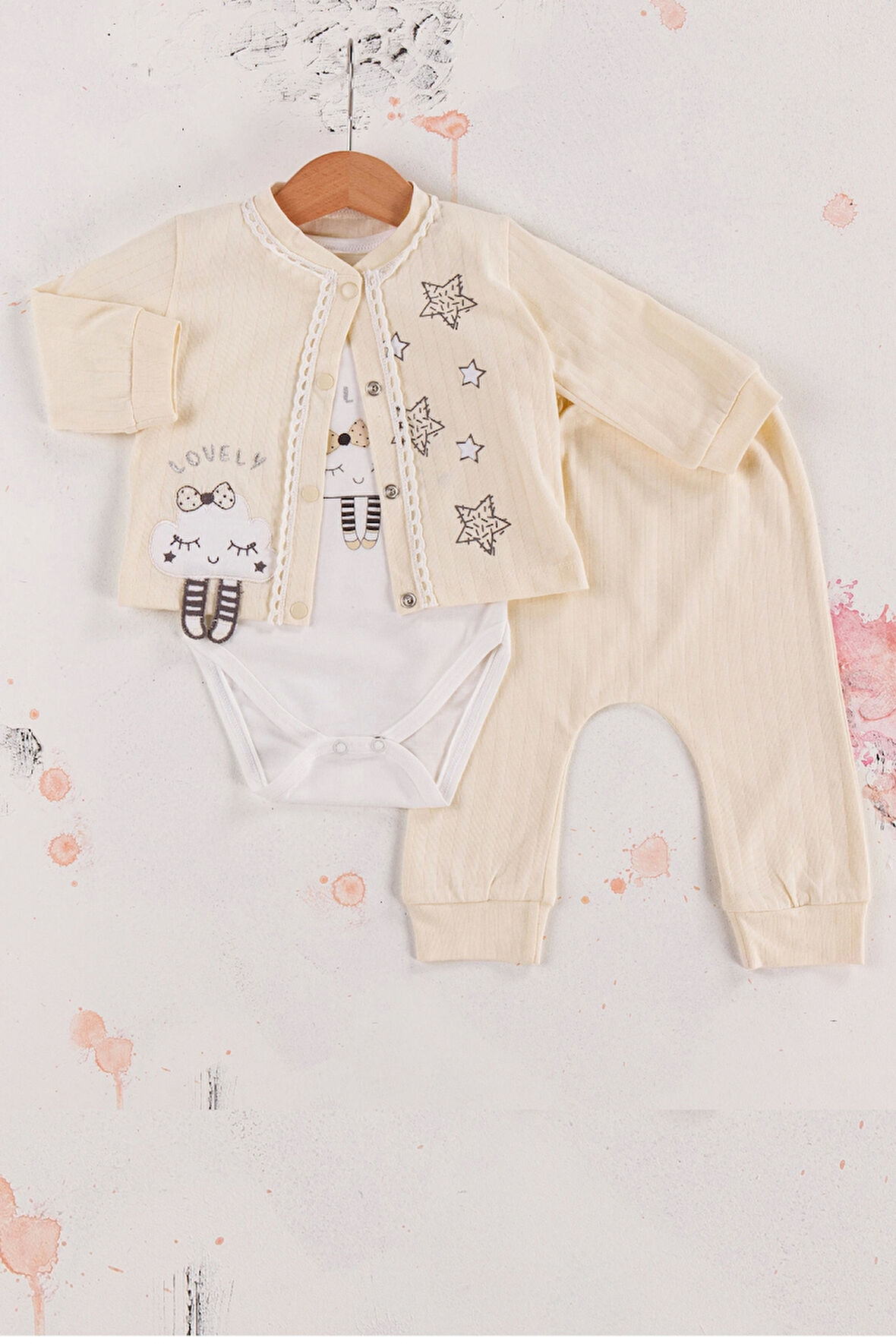 3-9 Ay Kız Bebek Takımı Lovely Yıldız 3'lü Hırkalı Krem