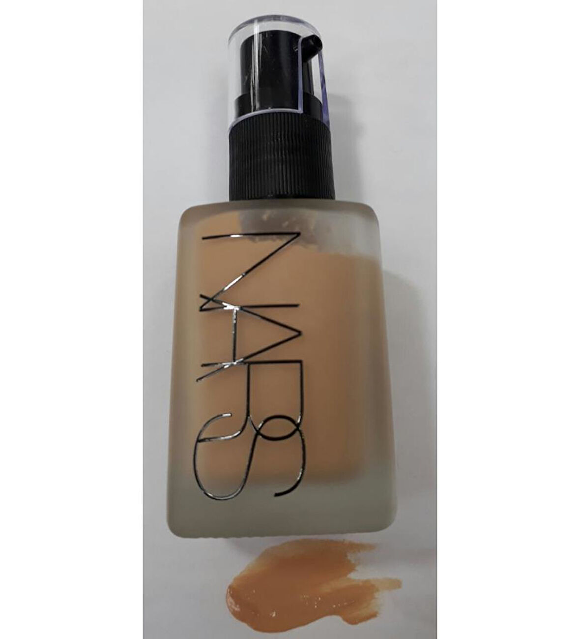 Nars Sheer Matte Fondöten Refill Santa Fe Medium 2