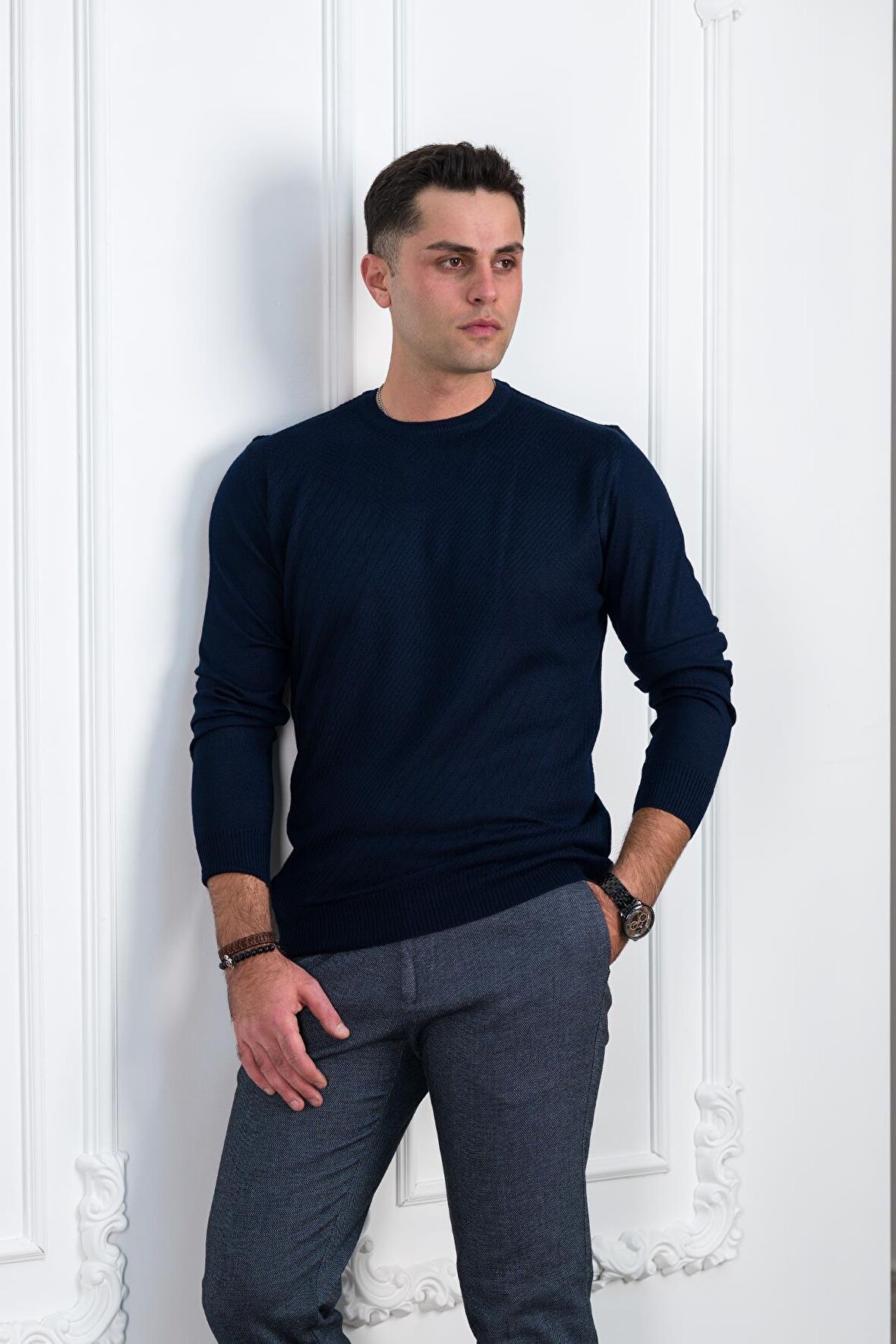 WOOLEN WORLD SIFIR YAKA REGULAR FİT DESENLİ ERKEK KAZAK