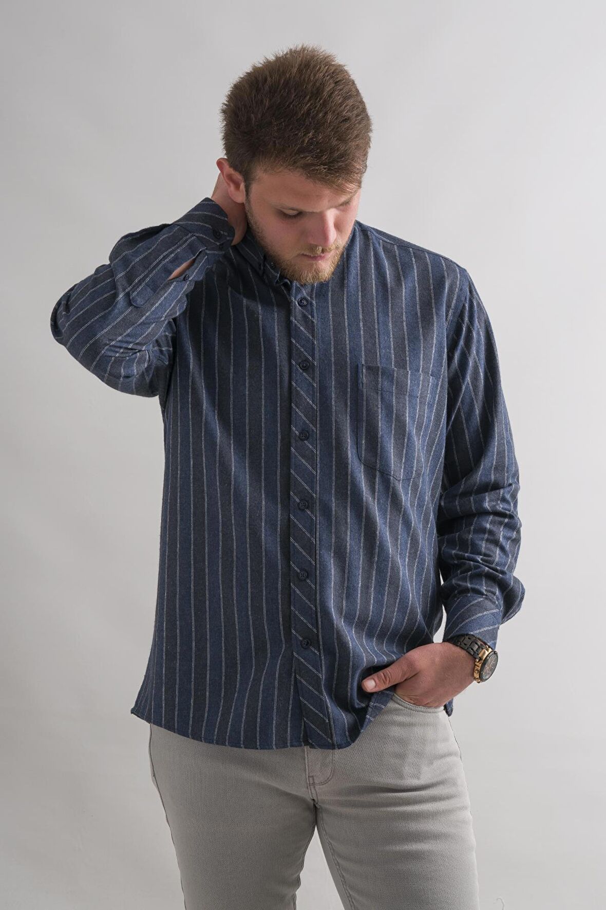 Rahat Kesim Cepli Yaka Düğmeli Çizgili Kışlık Kumaş Erkek Gömlek 