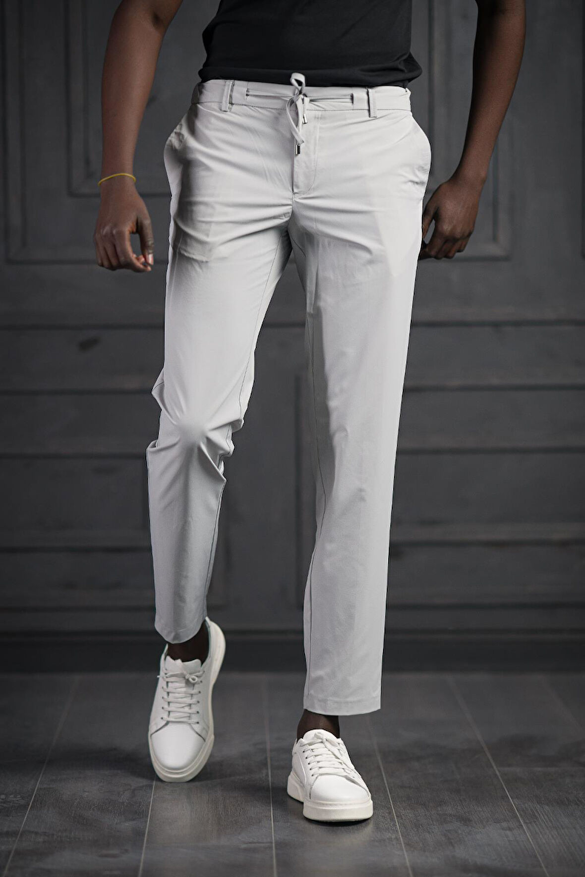 Beli Lastikli Ve İplikli Likralı Yazlık İnce Paraşüt Kumaş Jogger Pantolon 