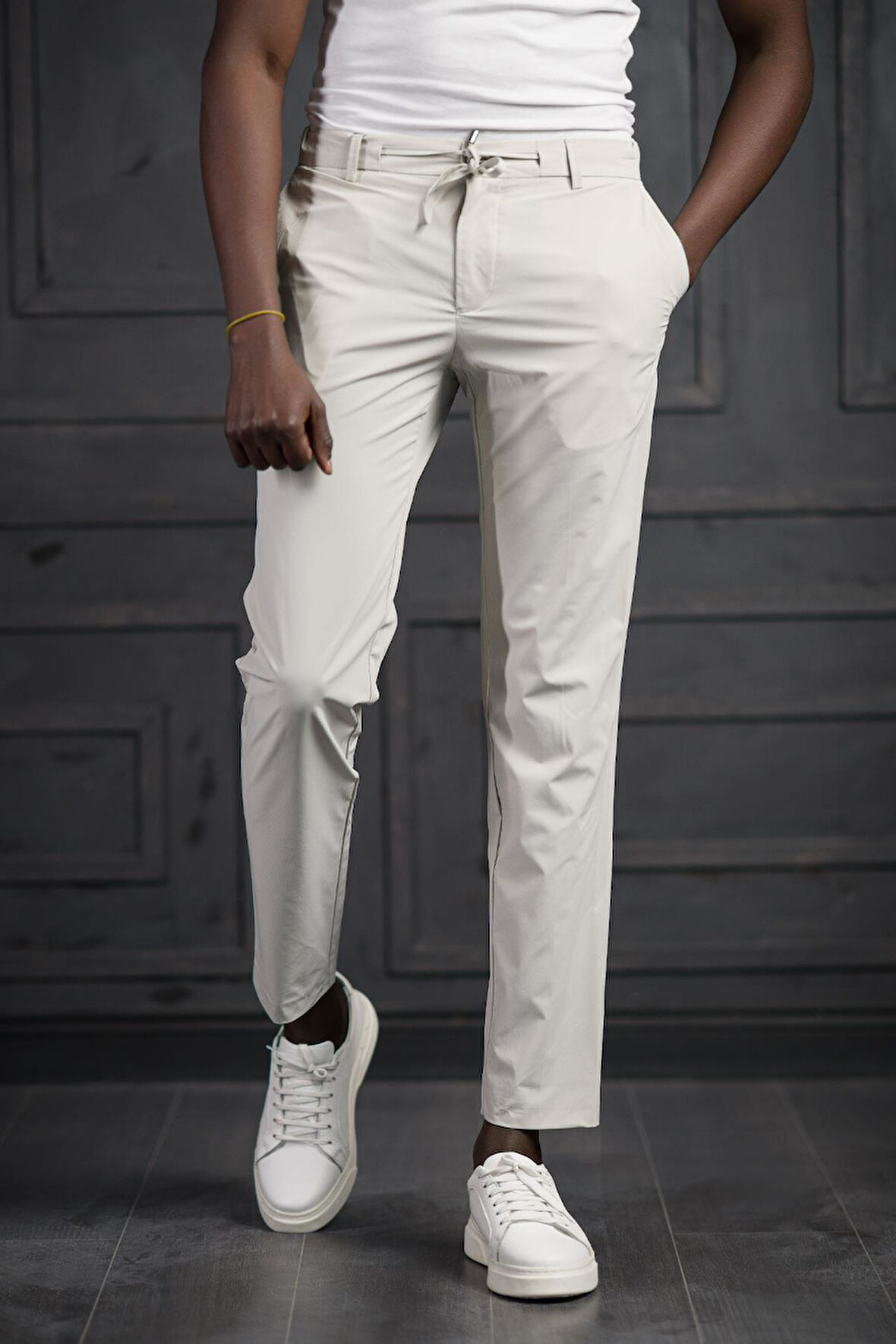 Beli Lastikli Ve İplikli Likralı Yazlık İnce Paraşüt Kumaş Jogger Pantolon 