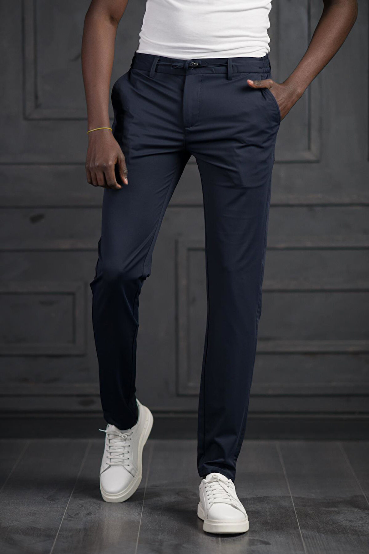 Beli Lastikli Ve İplikli Likralı Yazlık İnce Paraşüt Kumaş Jogger Pantolon 