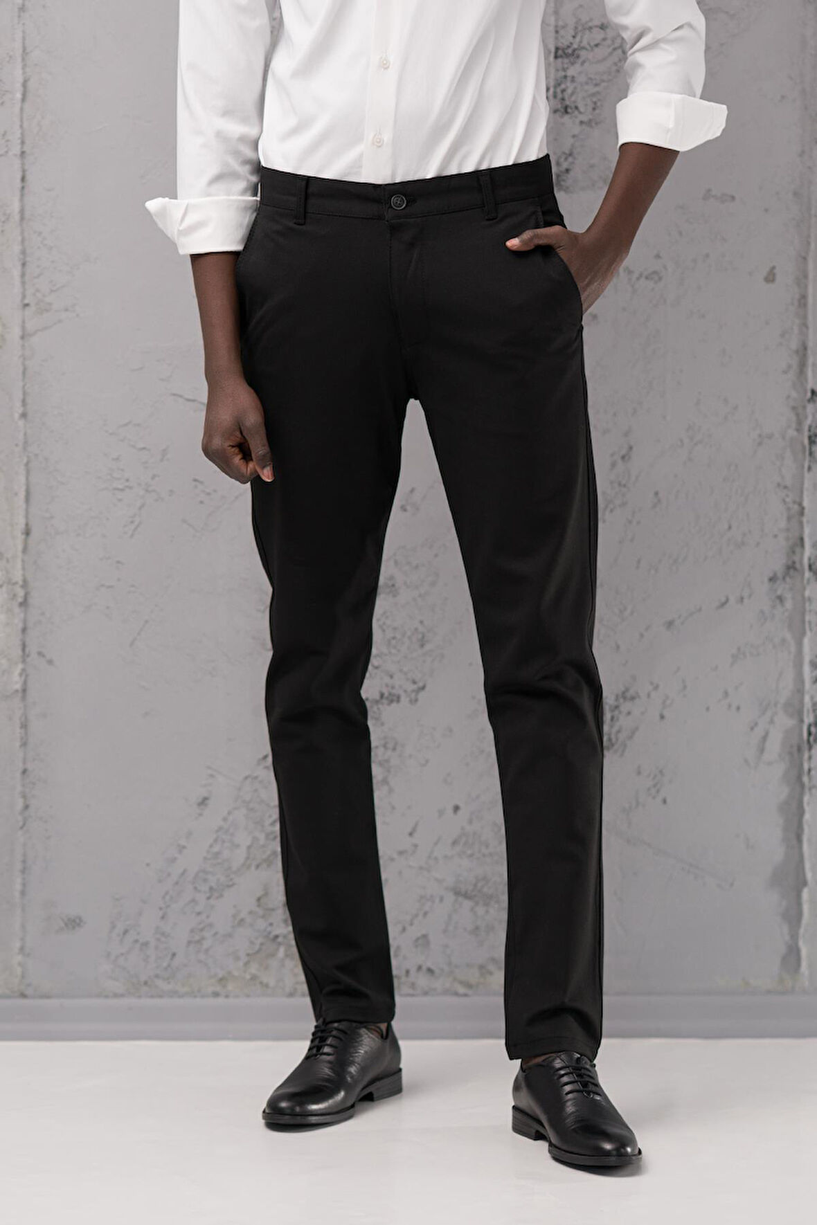 Slimfit Pamuklu Likralı Esnek Mevsimlik Kumaş Pantolon 