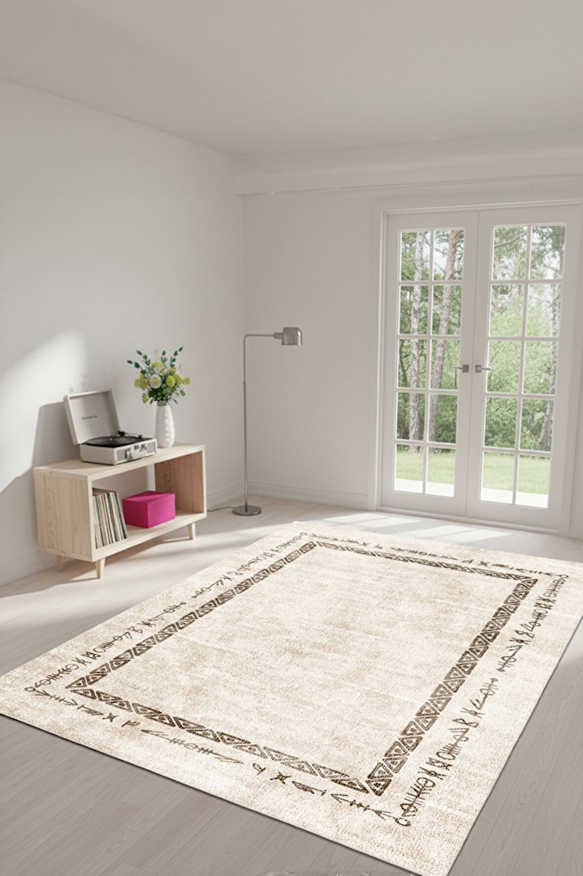 Zeminde Geleneksel İzler  Geometrik Motifli Bej Renkli Kaymaz Taban Halı