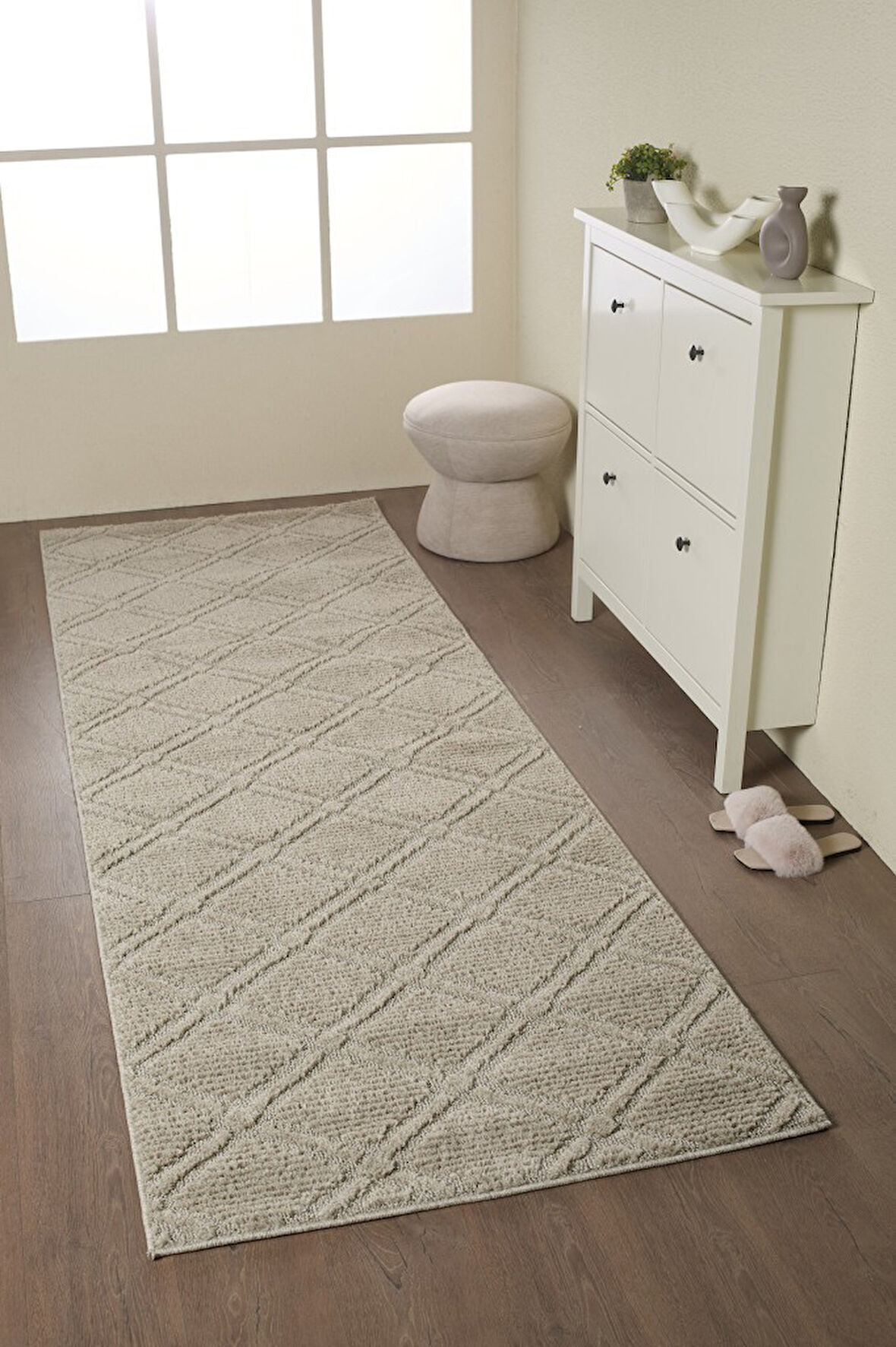 Yumuşak Peluş Tüylü İskandinav desenli Kabarık Bukleli Bej Renkli Halı