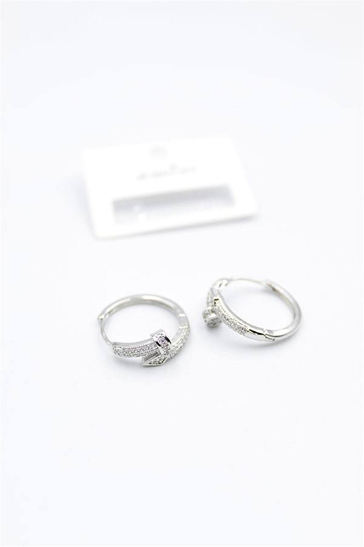 Taşlı Çivi Küpe - Gümüş