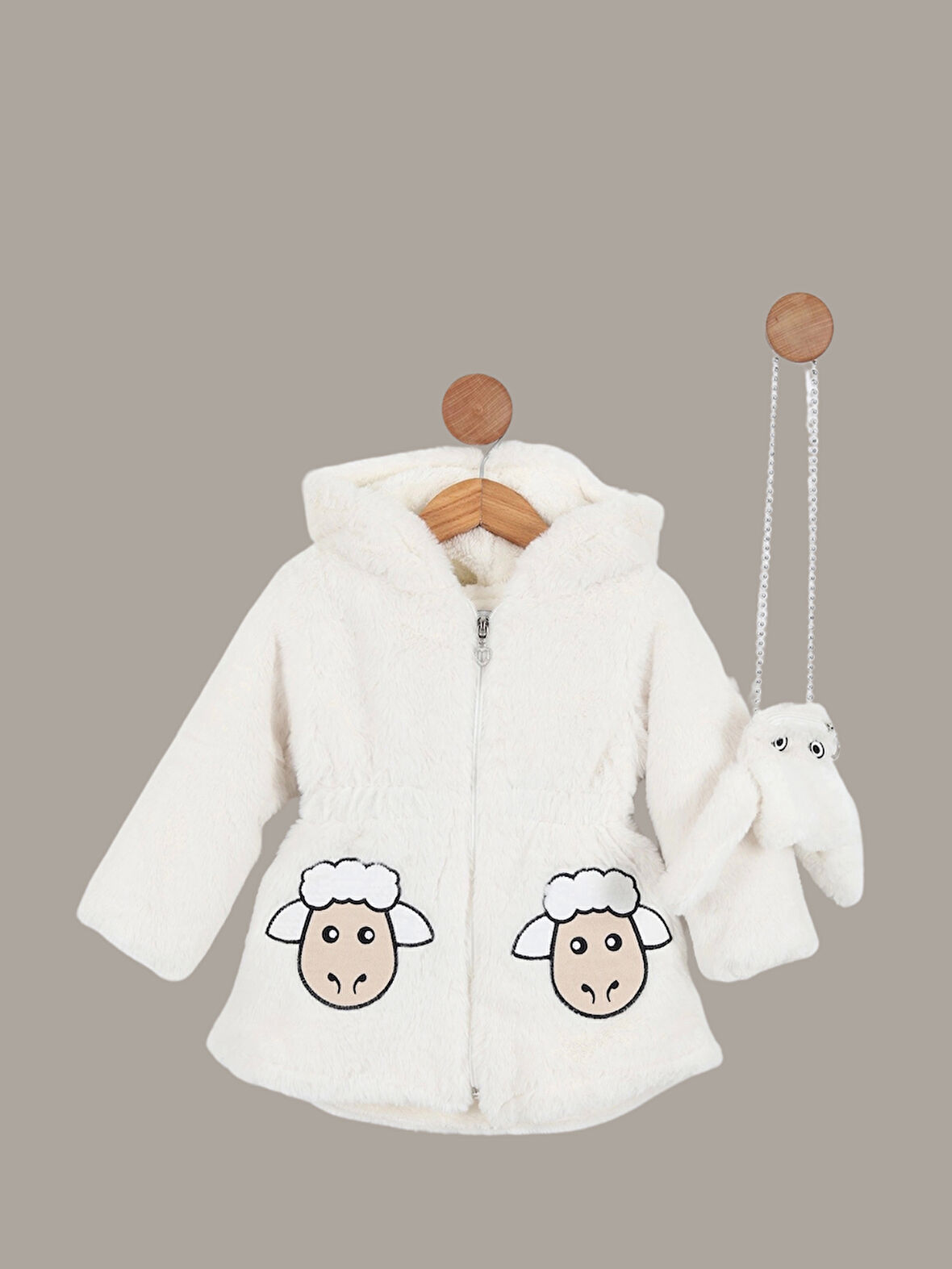 KUZU FİGÜRLÜ ÇANTALI PELUŞ KIZ MONT