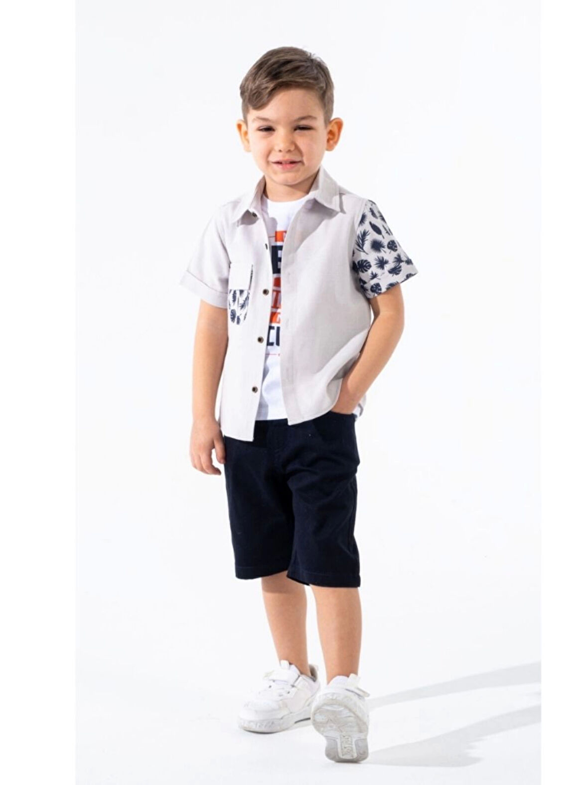 YAPRAK DESENLİ GÖMLEKLİ ŞORTLU Erkek Çocuk  TAKIM