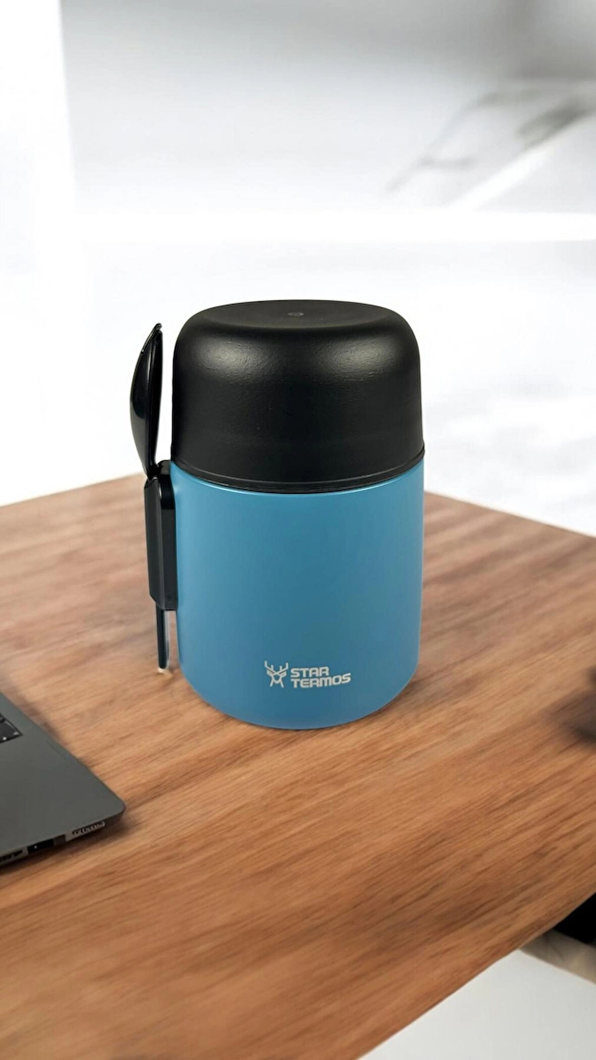 500 ml Kilitli Kapaklı Kaşıklı Yemek Termosu – 8 Saat Sıcak, 12 Saat Soğuk, 24 Saat