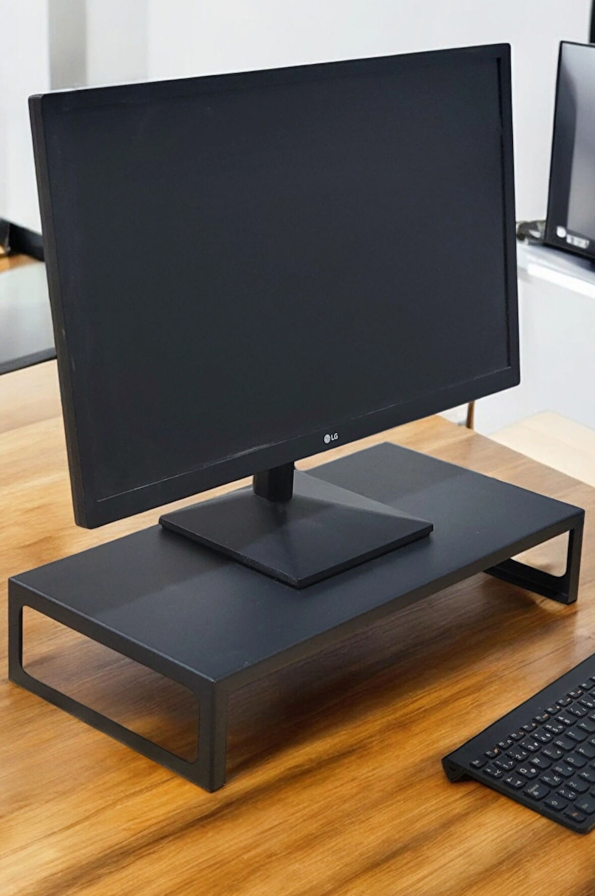 Metal Monitör Yükseltici Bilgisayar Standı – Ergonomik ve Dayanıklı Monitör Ayağı