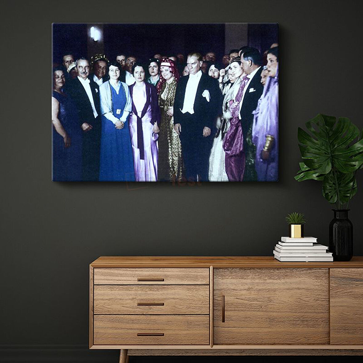 Cumhuriyet Balosu - Atatürk'ün Modern Türkiye'si Kanvas Tablo