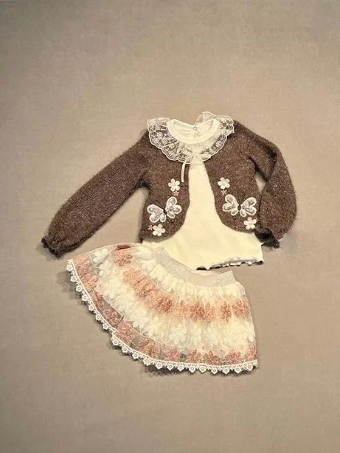 1-2-3 Yaş Brode Etekli Örme Hırkalı Uzun Kollu Sweat 3lü Kız Çocuk Takımı Kahverengi