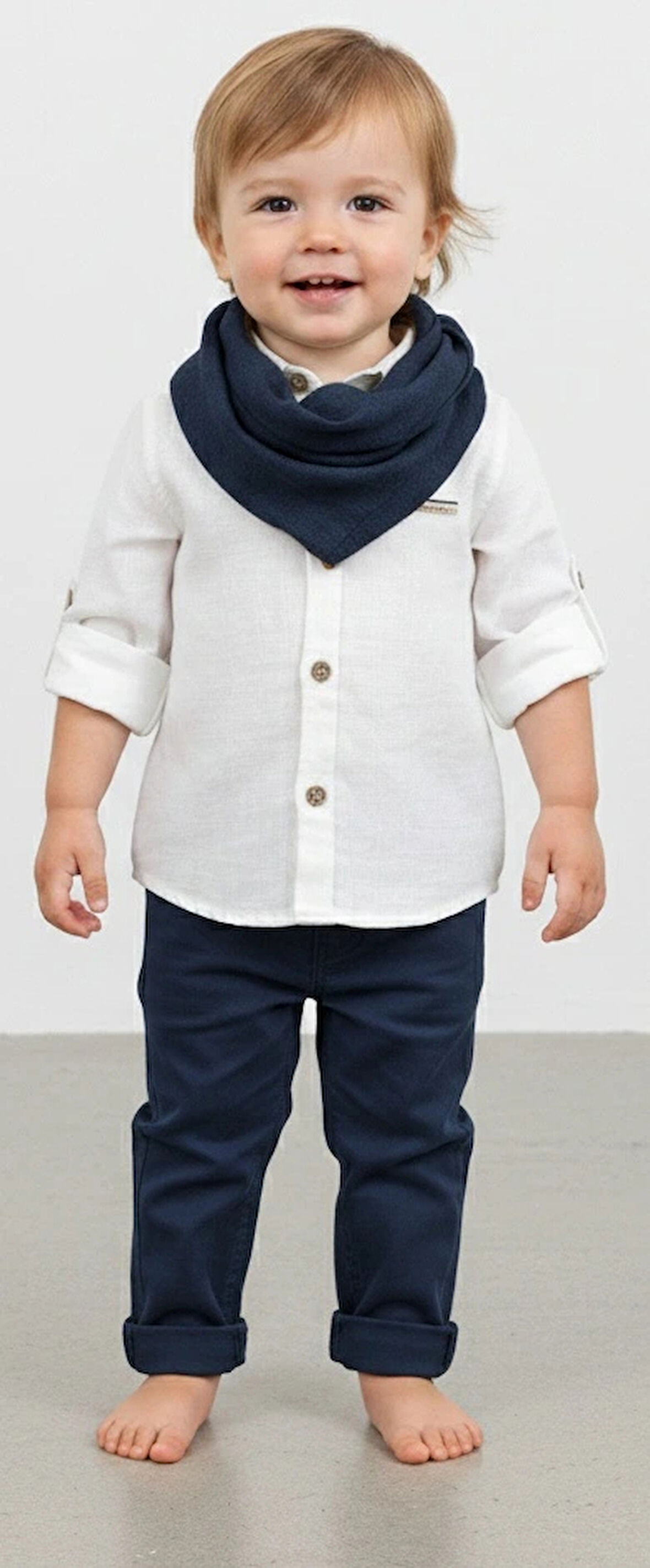 9-12-18-24 Ay Ve 3-4-5 Yaş Fularlı Pamuk Keten Gömlekli Pantolonlu 3lü Erkek Bebek Takımı Lacivert