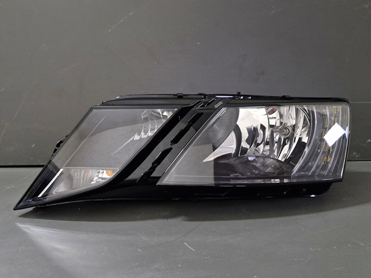 SKODA OCTAVİA SOL ÖN FAR LEDLİ SIFIR 2017-2020