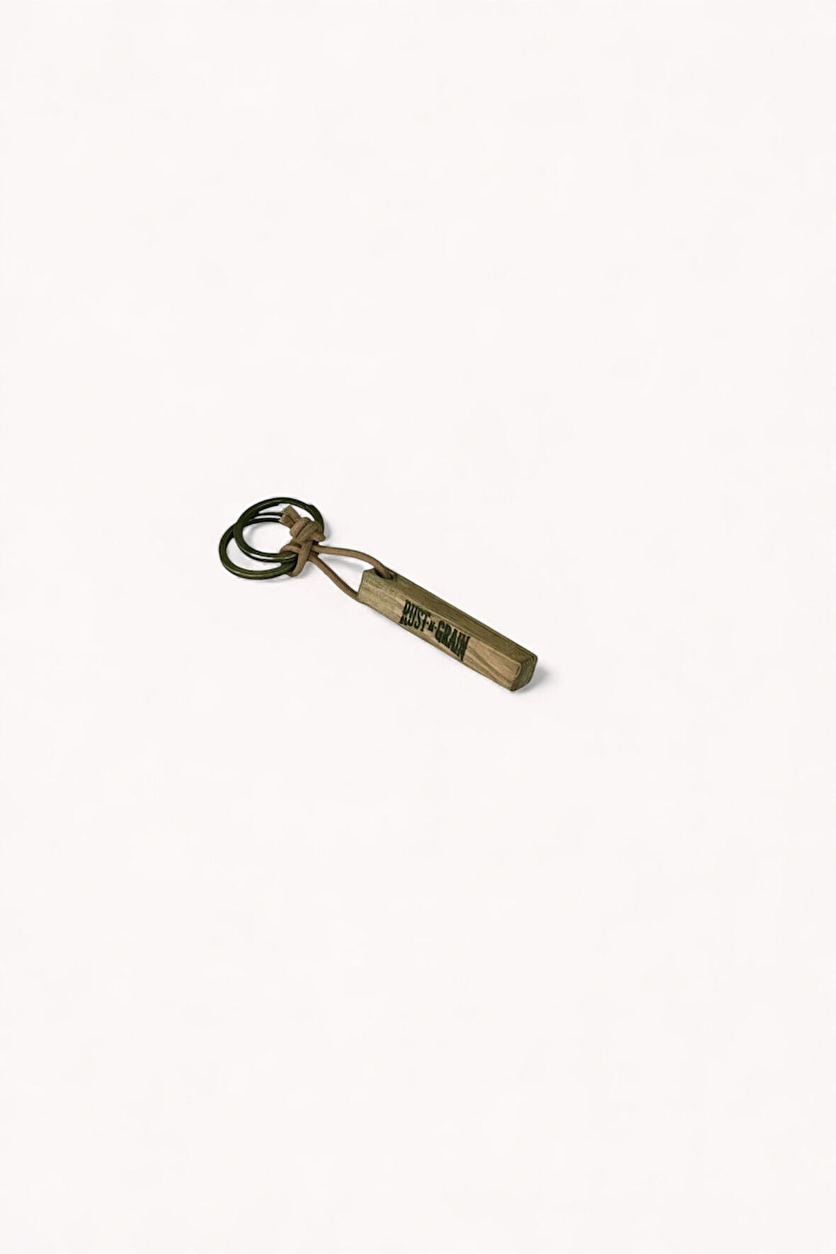 Ahşap Anahtarlık – Deri Sırım Bağlı El Yapımı Rustik Tasarım