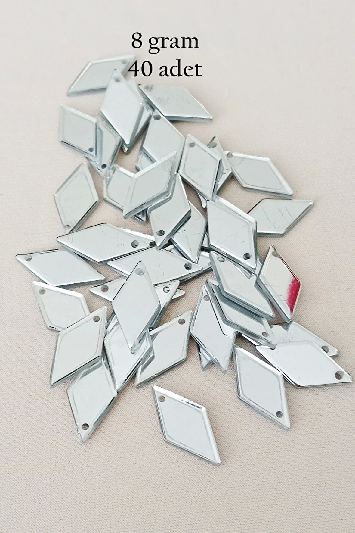 Oya Abiye Bileklik Kolye Pleksi Metalik Plastik Pul Gümüş Renk 8 gram 40 adet - BNC517
