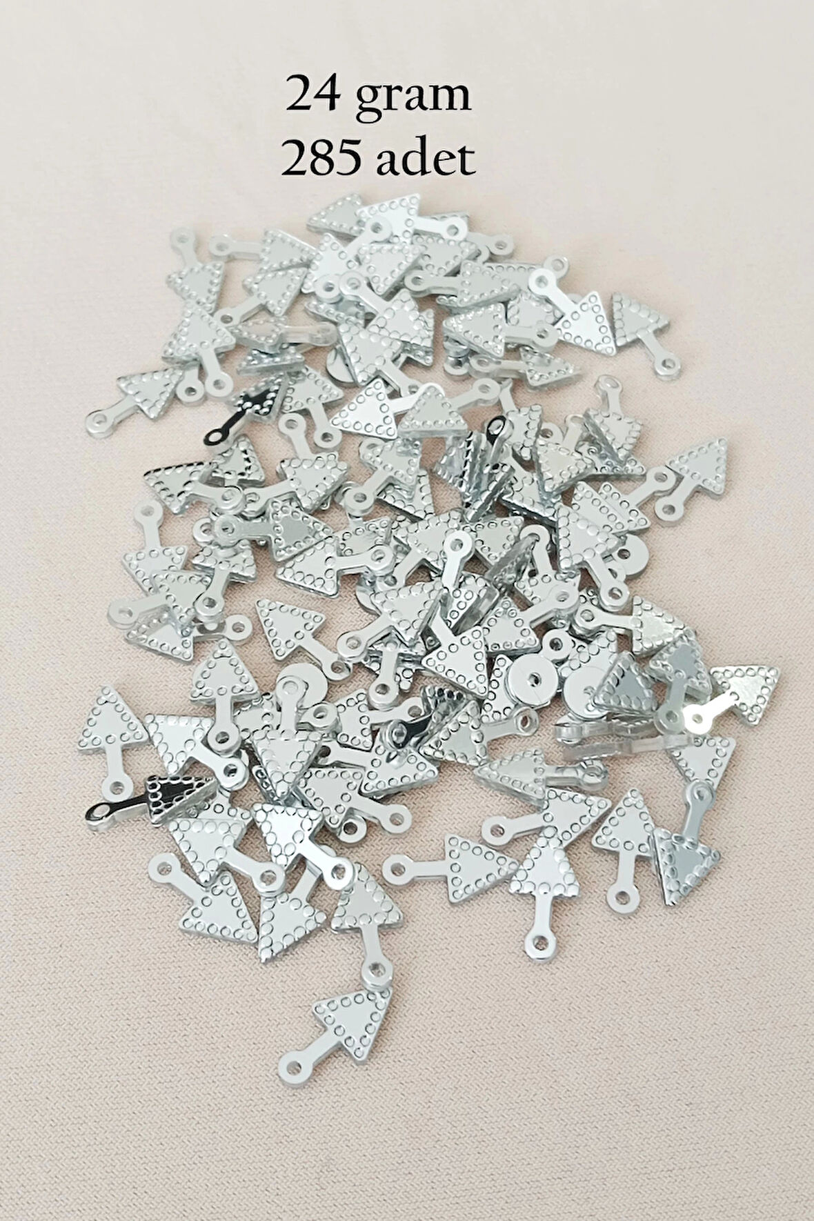 Oya Abiye Bileklik Kolye Pleksi Metalik Plastik Pul Gümüş Renk 24 gram 285 adet - BNC565