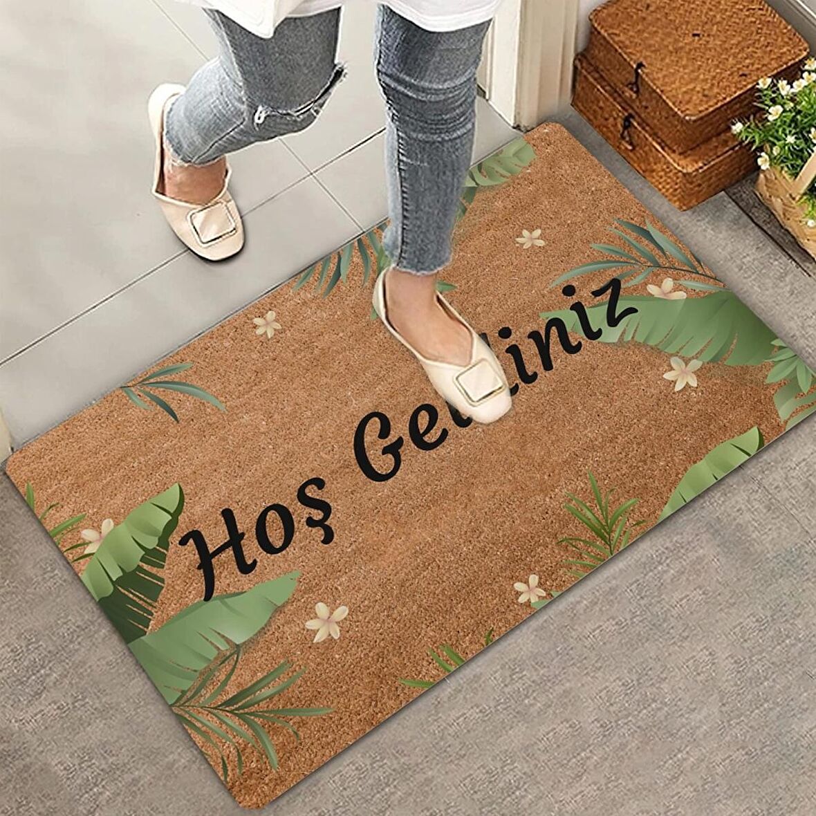 Valerine Life Tropikal Yaprağı ve Beyaz Hatmi Çiçeği Hoş Geldiniz Kapı Önü Paspası 45x70cm