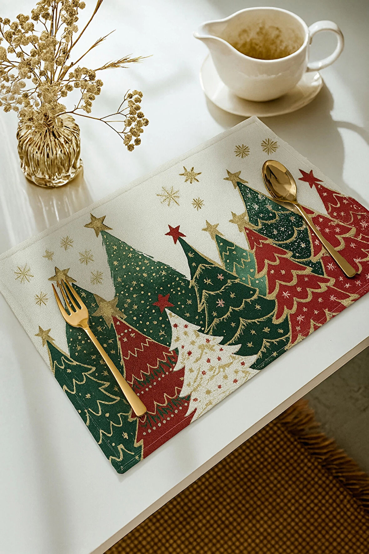 Valerine Life Noel Yılbaşı Çam Ağacı Amerikan Servis Altlığı Kaymaz Yıkanır 6 Kişilik Masa Örtüsü