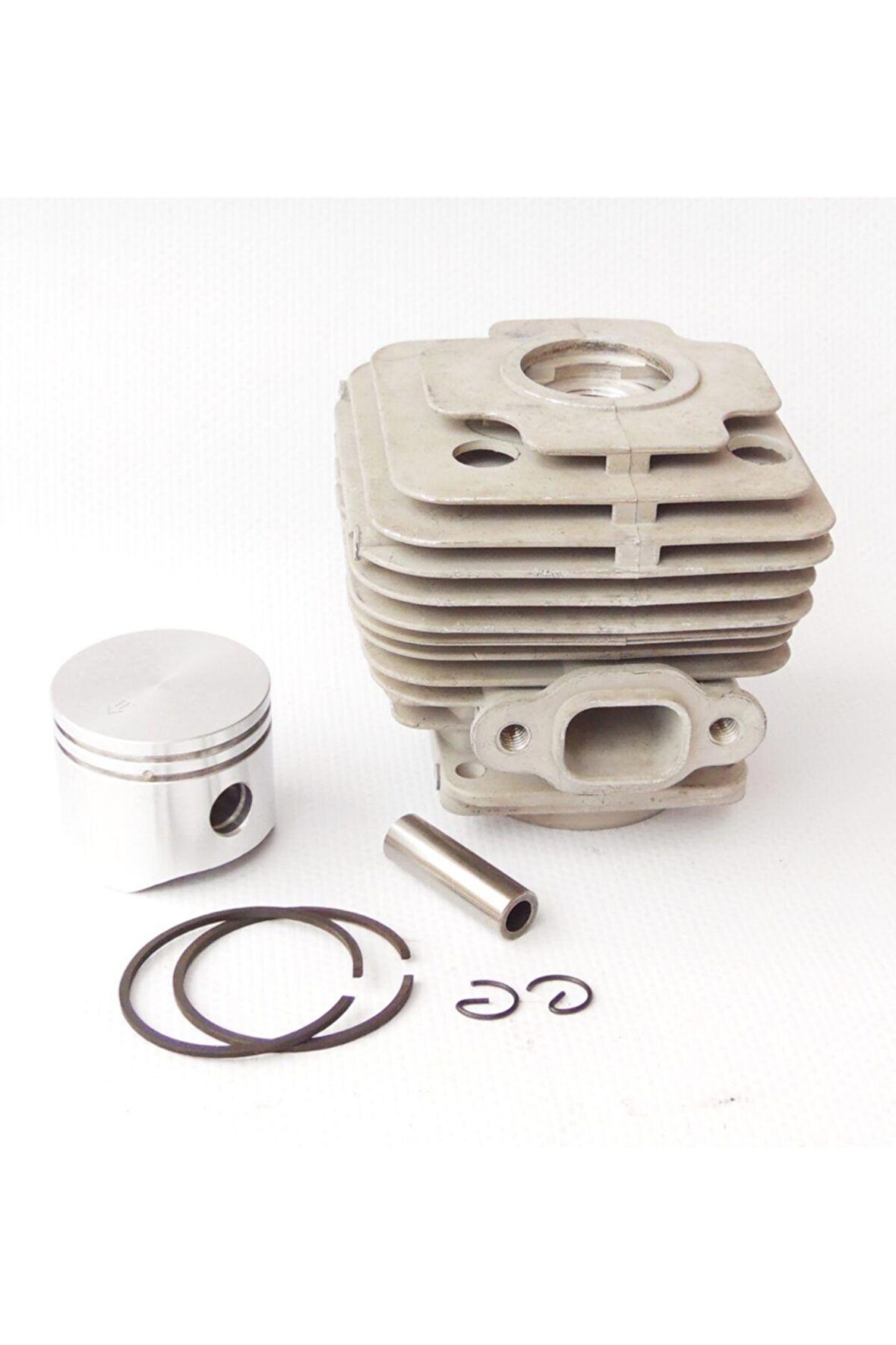 Sparta 42 Motorlu Tırpan Silindir Piston Takım Set