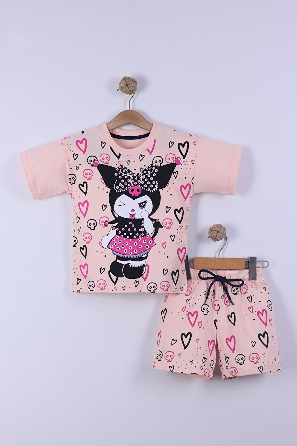 Kuromi Baskılı Kız Çocuk Şortlu Takım 3/6 yaş