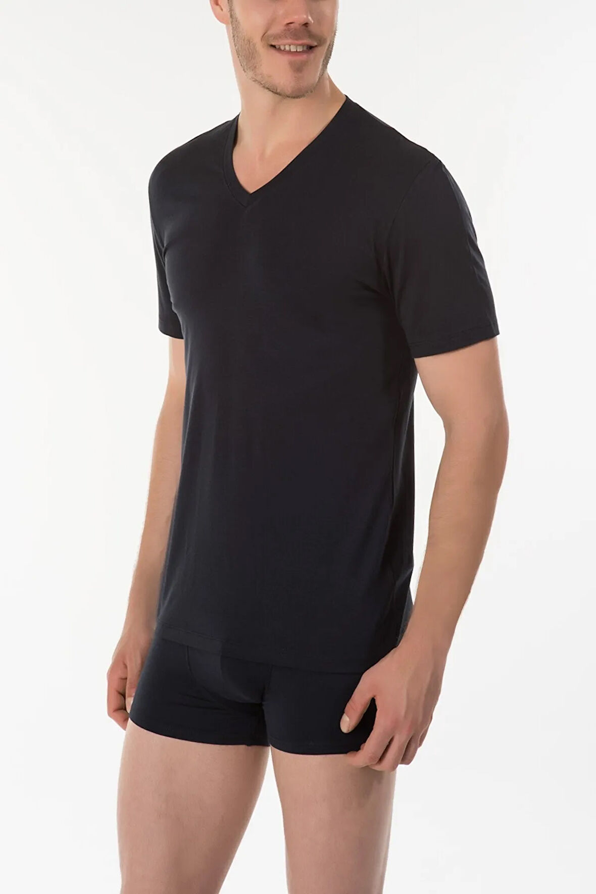 Antonio V Yaka T-shirt