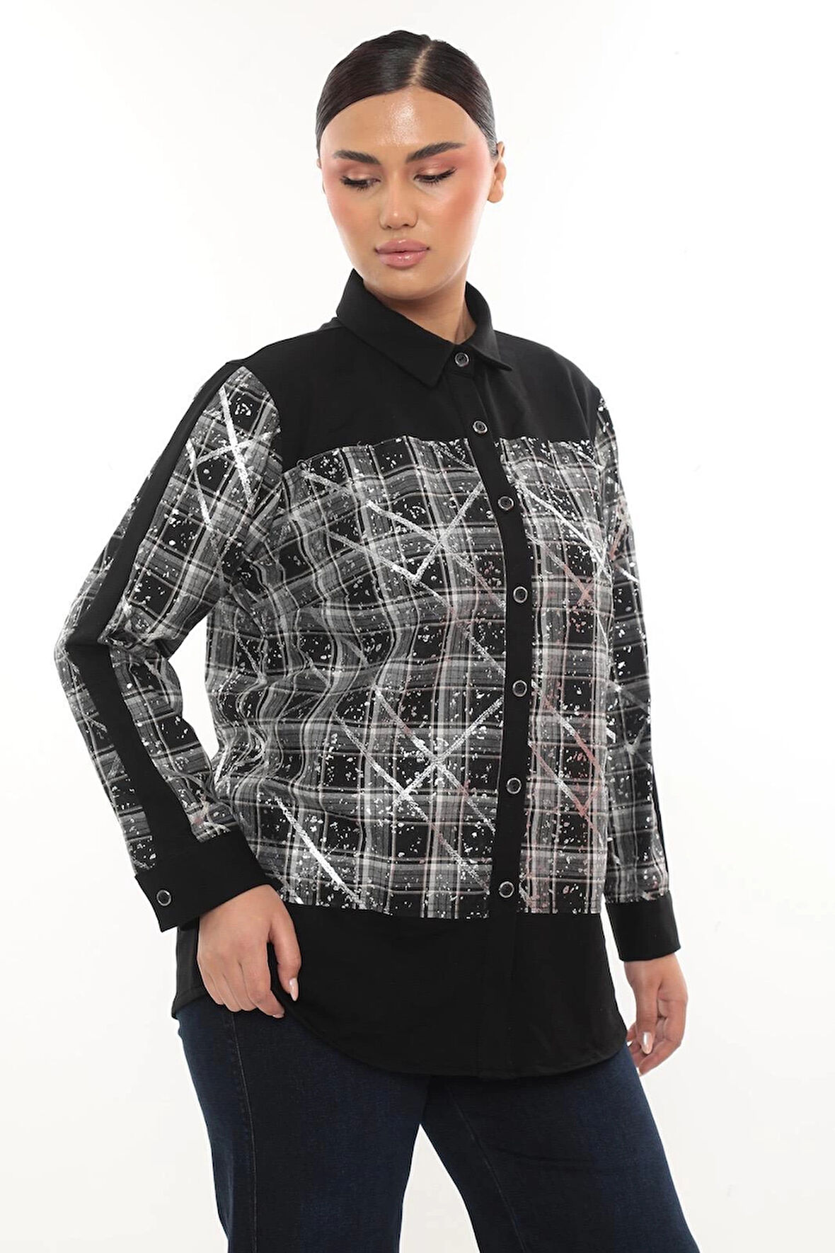 Şık Ekose Detaylı Uzun Kollu Büyük Beden Kadın Gömlek