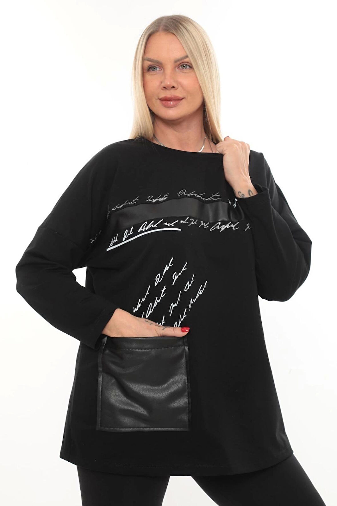 Rahat Kalıp Büyük Beden Kadın Bluz Uzun Kollu Yazı Detaylı Cepli
