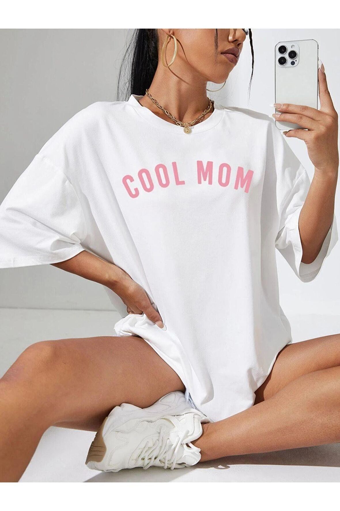Kadın Beyaz Cool Mom Baskılı Oversize Bisiklet Yaka T-shirt