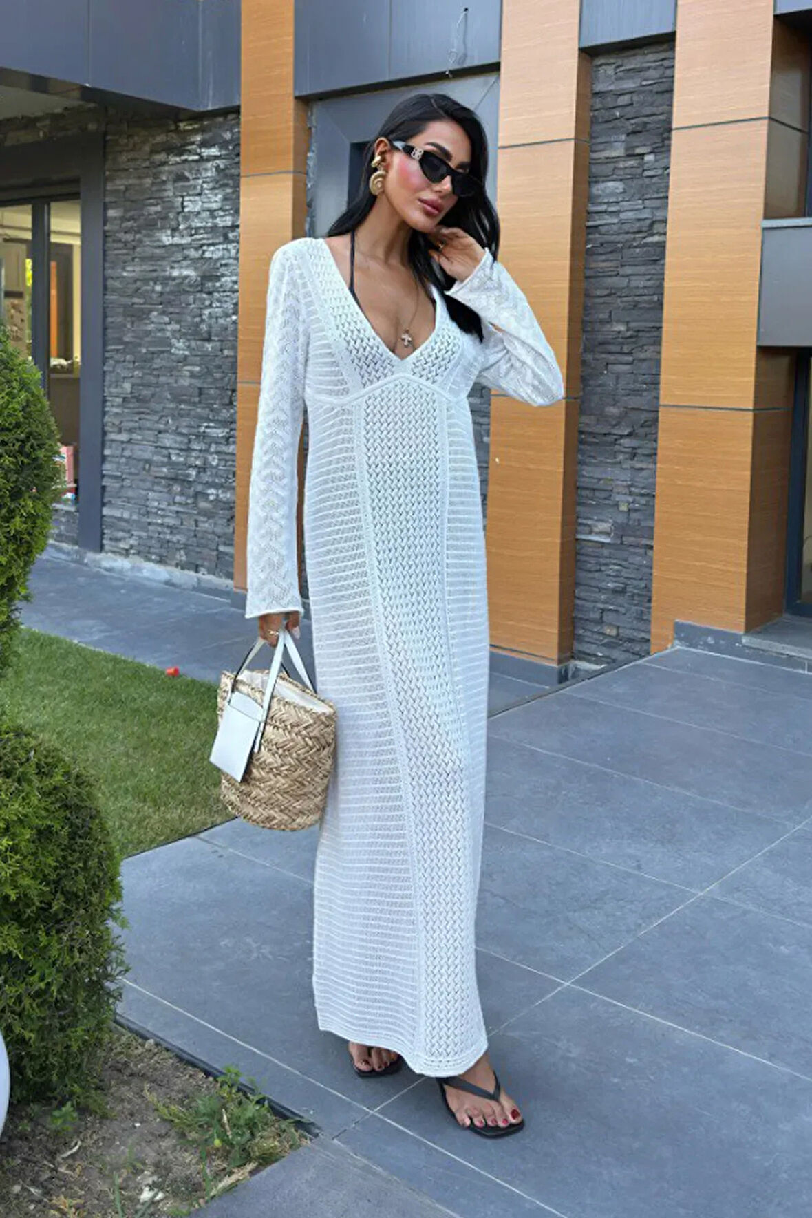 Elara Kadın Beachwear V Yaka Ajurlu Triko Ekru Plaj Elbise – Şık Yazlık Tasarım