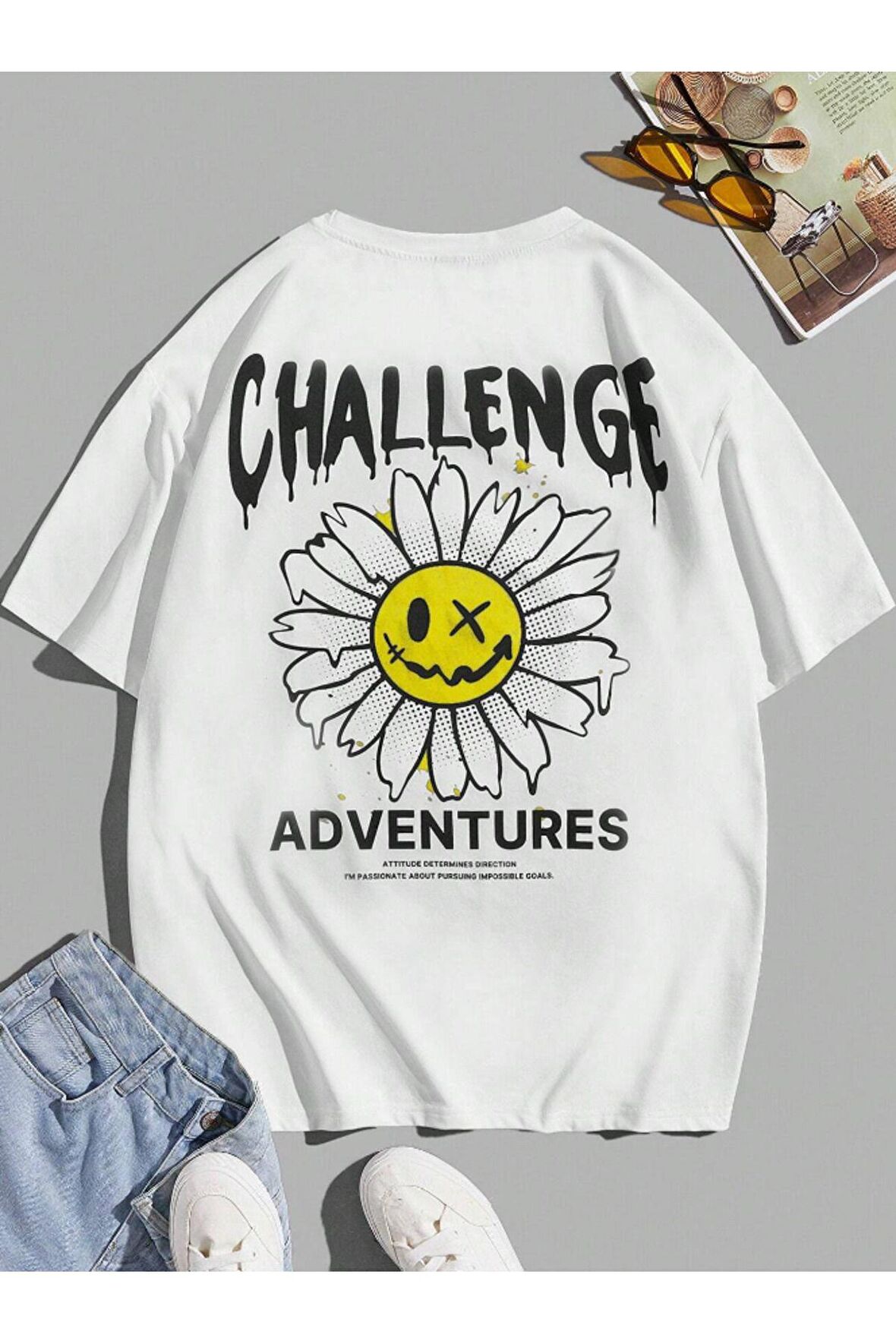 Kadın Beyaz Papatya Baskılı Bisiklet Yaka T-shirt