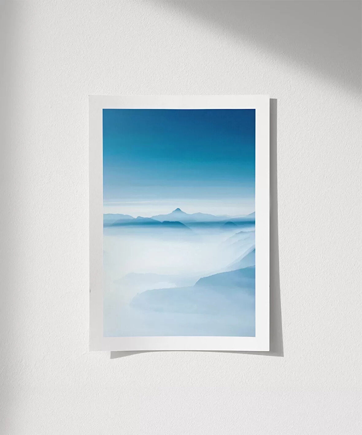 Çerçevesiz Poster Sislerin İçindeki Dağlar