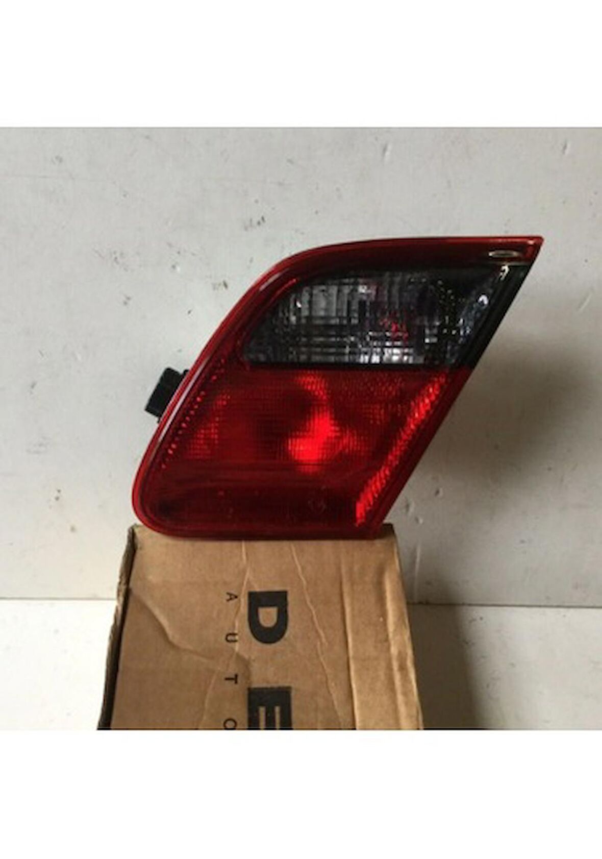 DEPO STOP LAMBASI İÇ SAĞ MERCEDES W210 00-02 - A2108208864