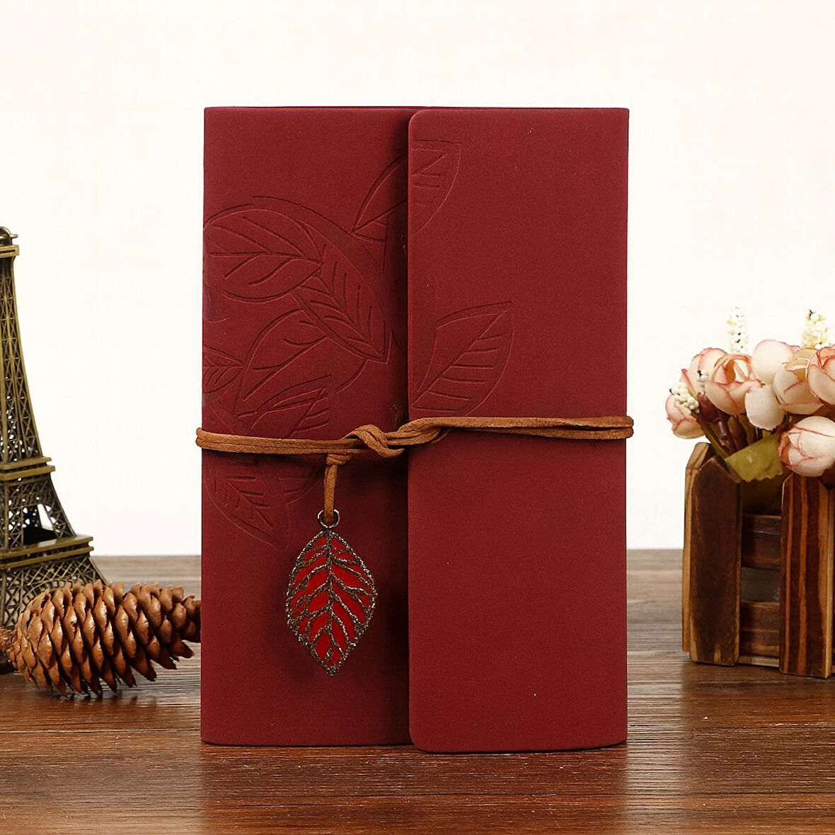 Deri Kapaklı Özel Tasarım Hediyelik Deri Kaplı Ajanda Anı Defteri Not Defteri Bordo İthal Ürün 19x13cm