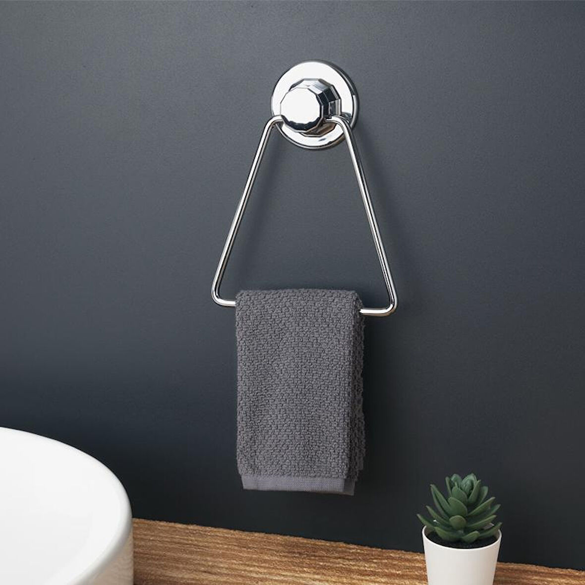 Banyo Tuvalet Havlu Askısı Krom Duvara Monte Vidalı Üçgen