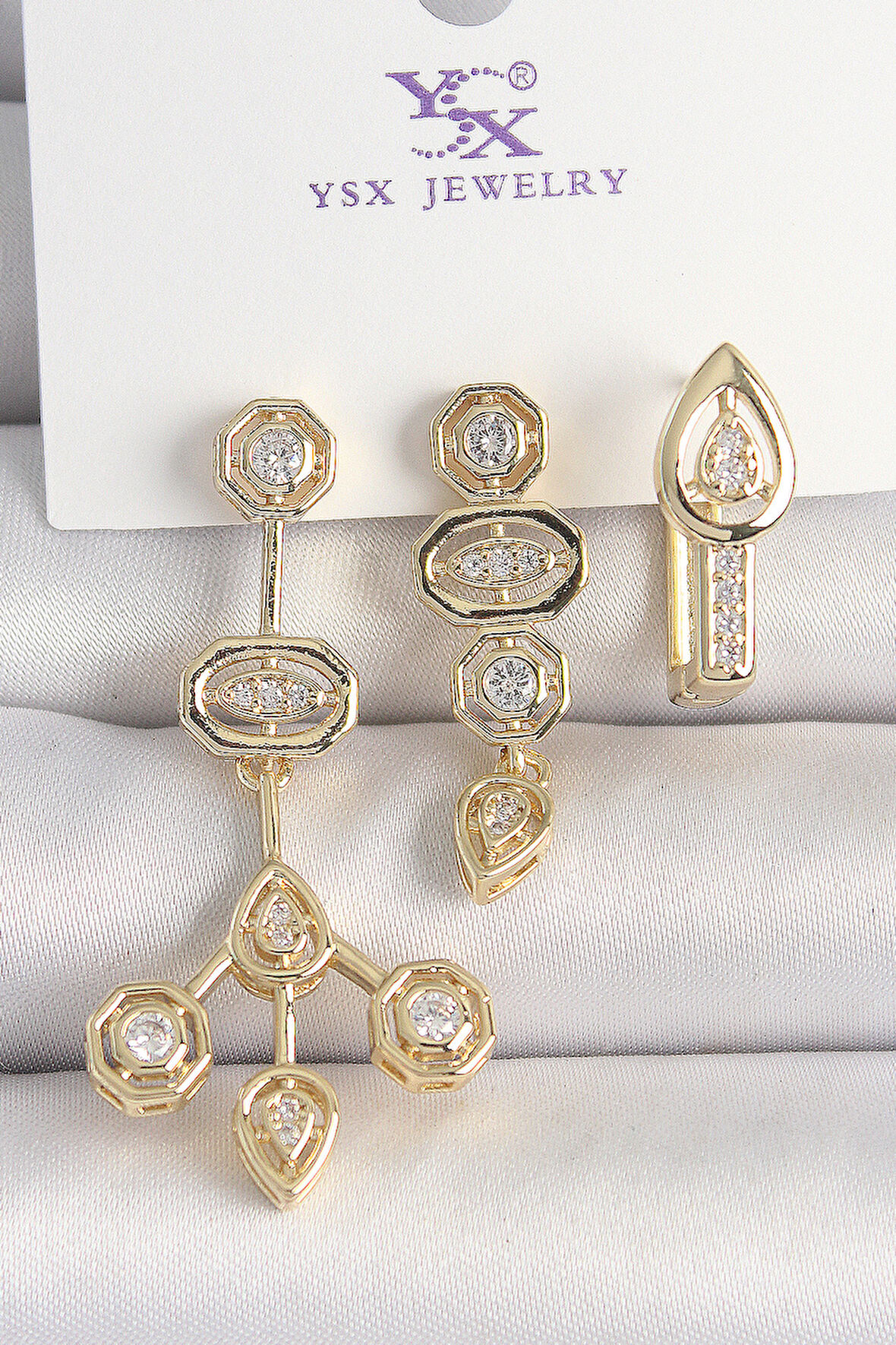Pirinç Gold Renk Zirkon Taşlı Geometrik Model 3'Lü Kadın Kombin Küpe - TJ-BKP10433