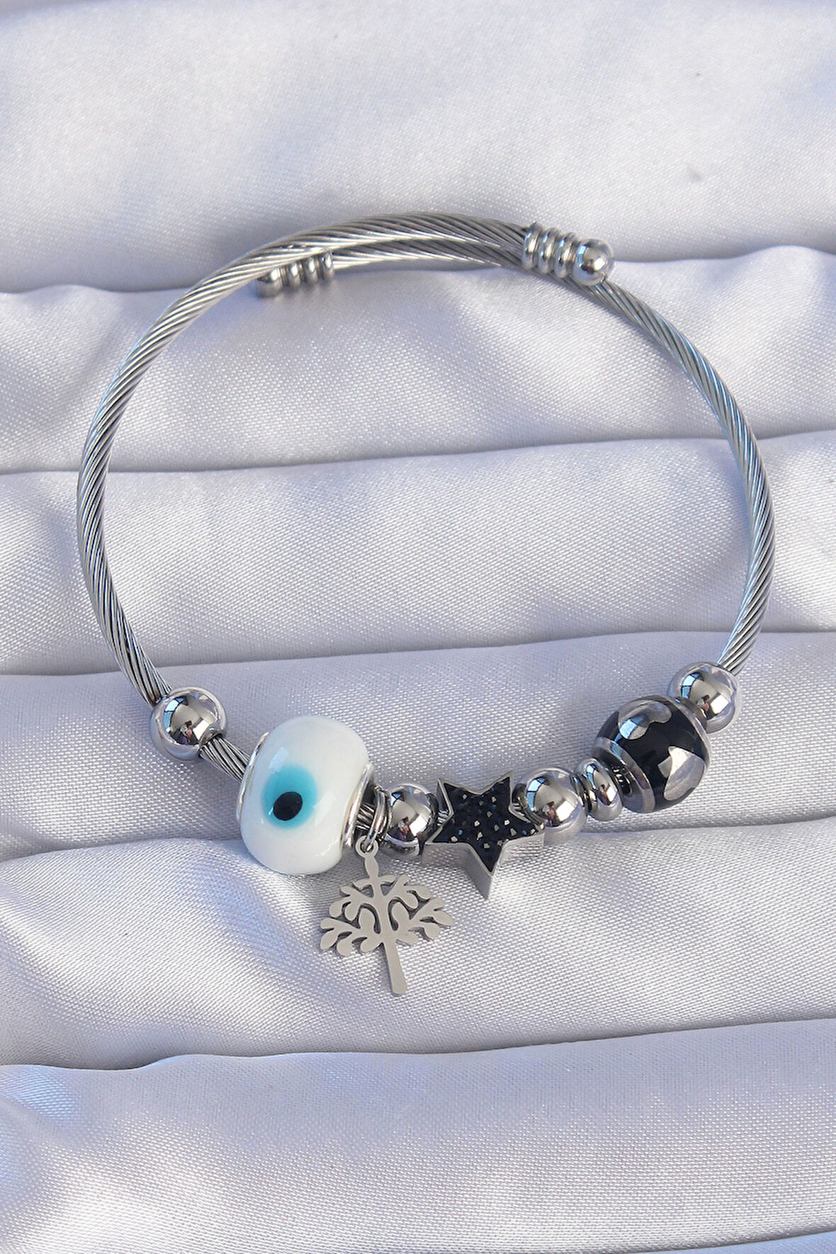 316L Çelik Gümüş Renk Siyah Zirkon Taşlı Yıldız Tasarımlı Ağaç Detay Nazarlı Charm Bileklik - TJ-BB6198