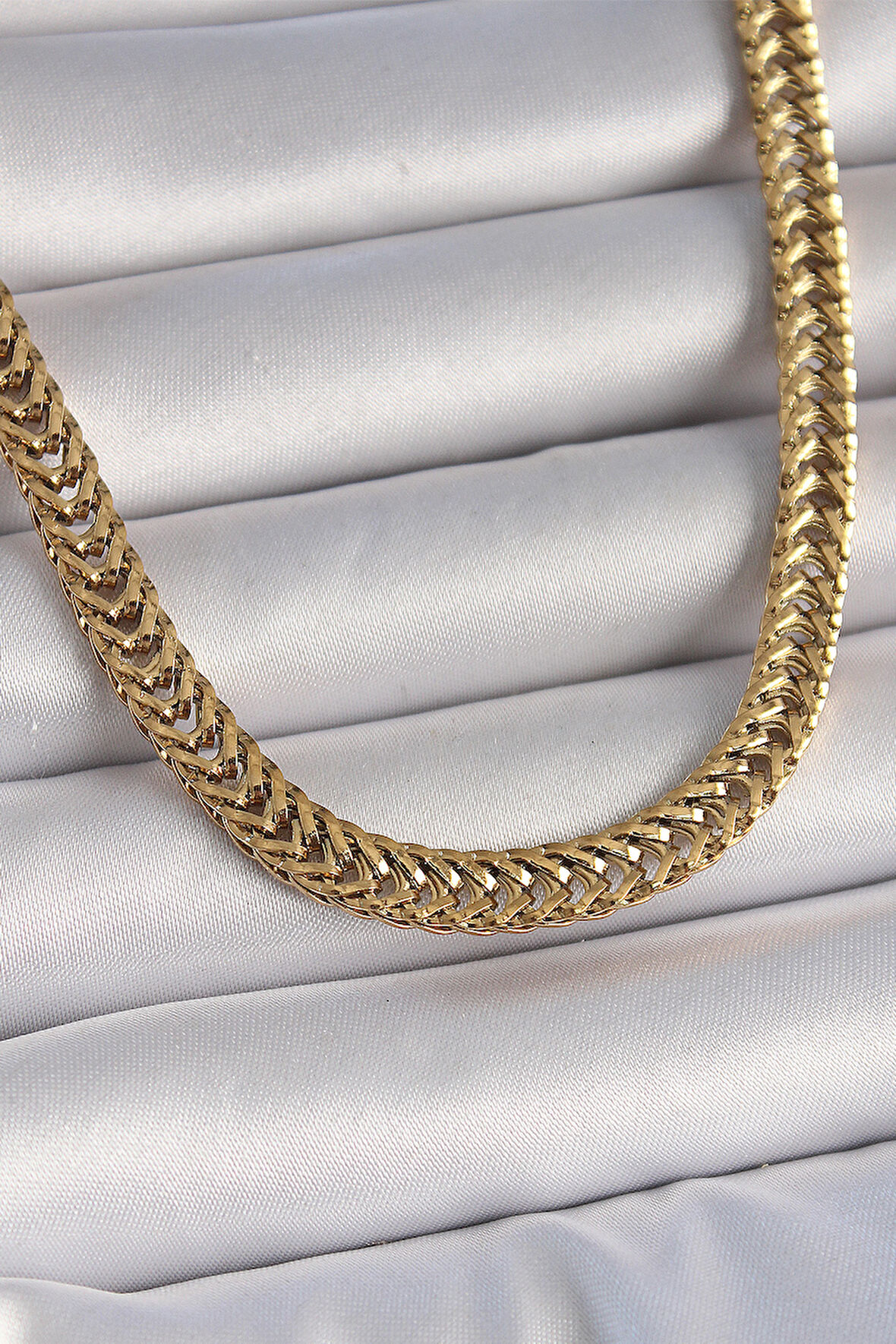 316L Çelik Gold Renk Balık Sırtı Model Kadın Kolye - TJ-BKO10025
